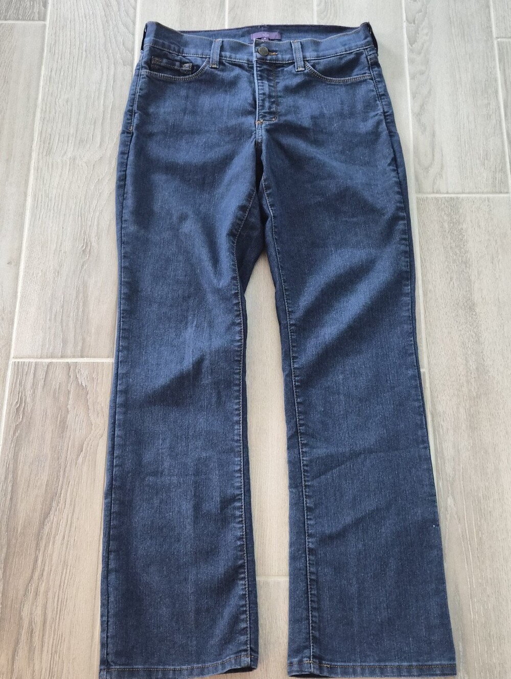 NYDJ Size 8 Slight Flare Jeans Dark Wash Studded Pockets Made in USA